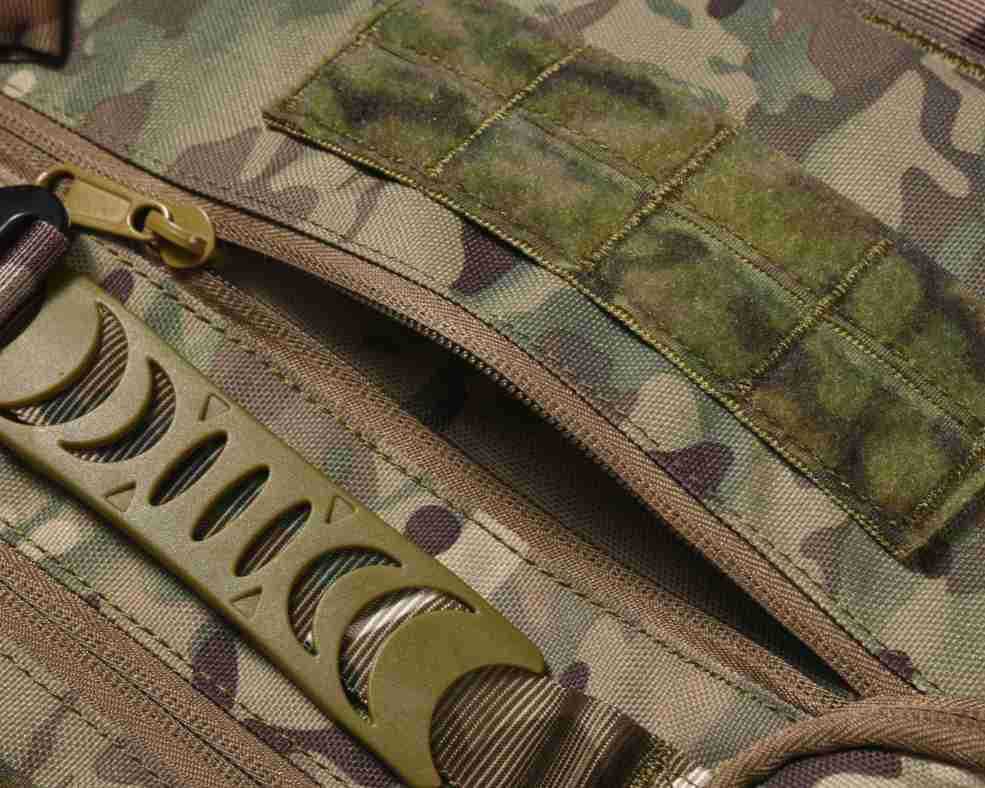 Comfortable tactical vest for medium and large service dogs