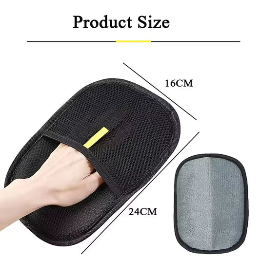 Pet grooming glove for cats and dogs with soft massage tips