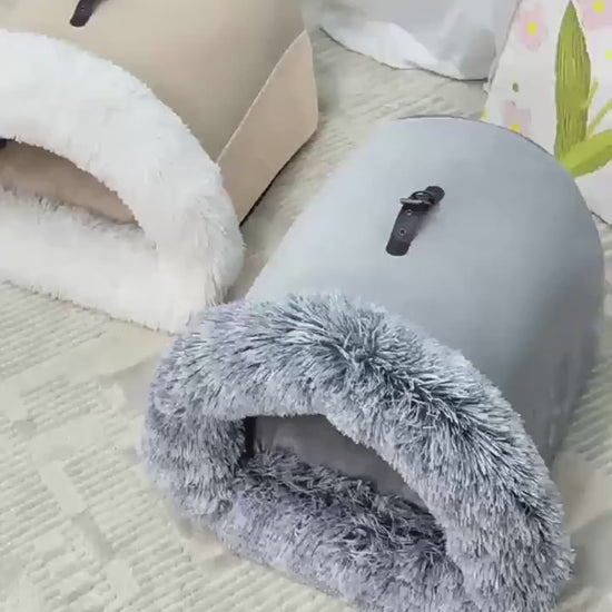 "New Splice pet nest – portable travel bed for cats and small dogs"